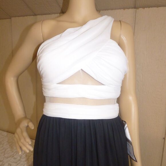 Blondies Nite One Shoulder Ruched Chiffon Prom - Picture 4 of 8